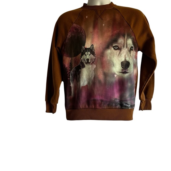 No Boundaries Tops - No Boundaries Women’s Graphic Wolf Sweatshirt,Streetwear,Bold Print